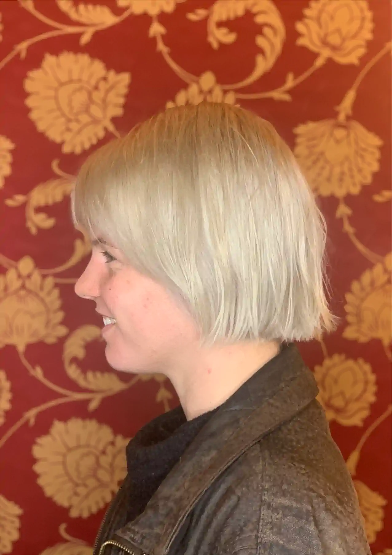 Bleach Root Touch-Up Icy Blonde