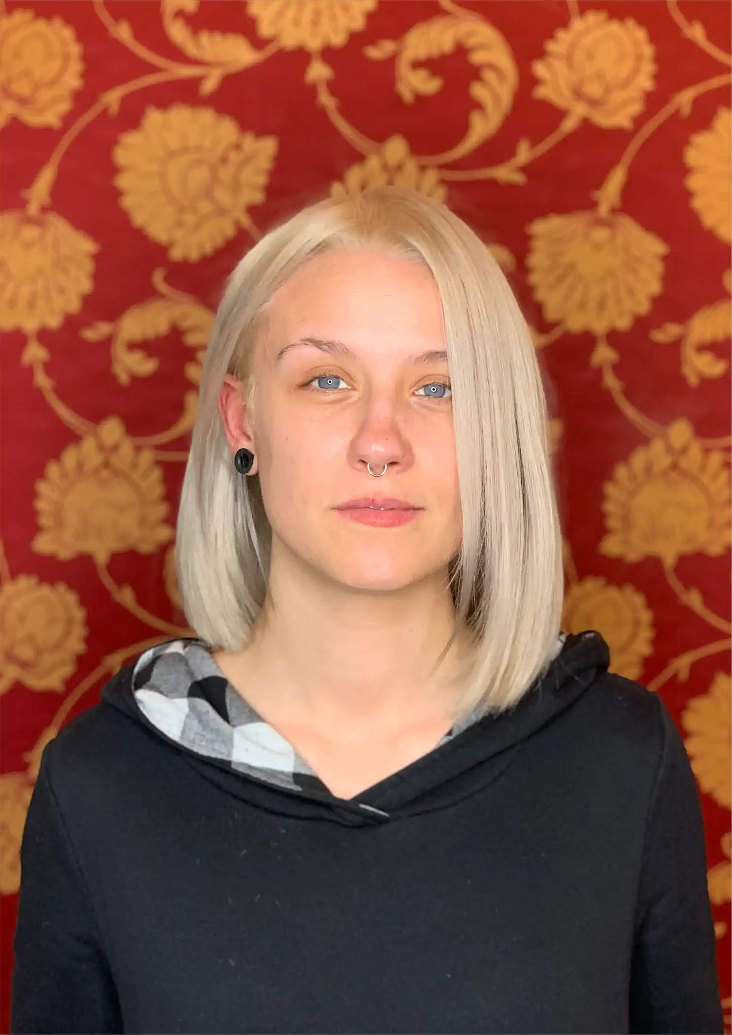 Bleach Root Touch-Up Icy Blonde