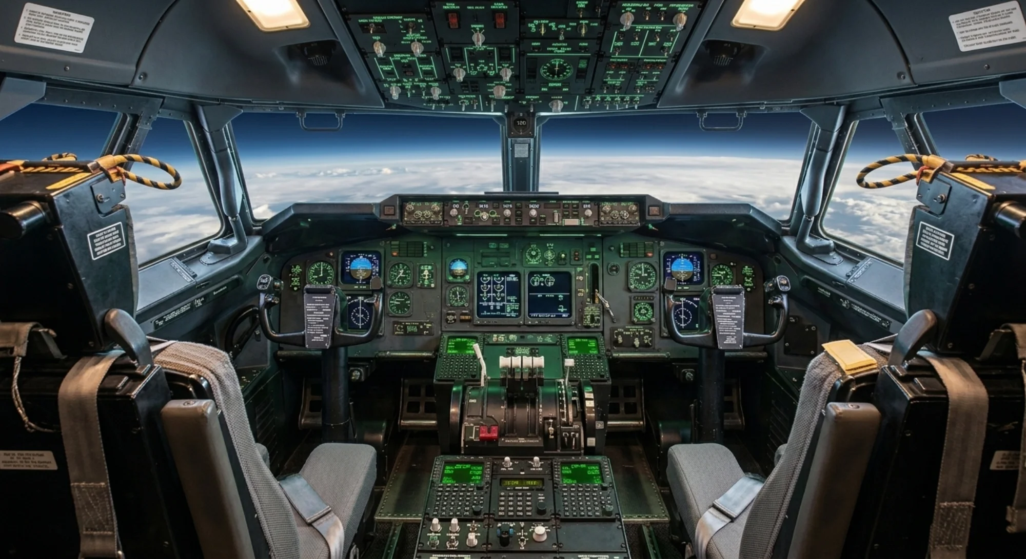 Boeing B-52 Stratofortress - Cabin