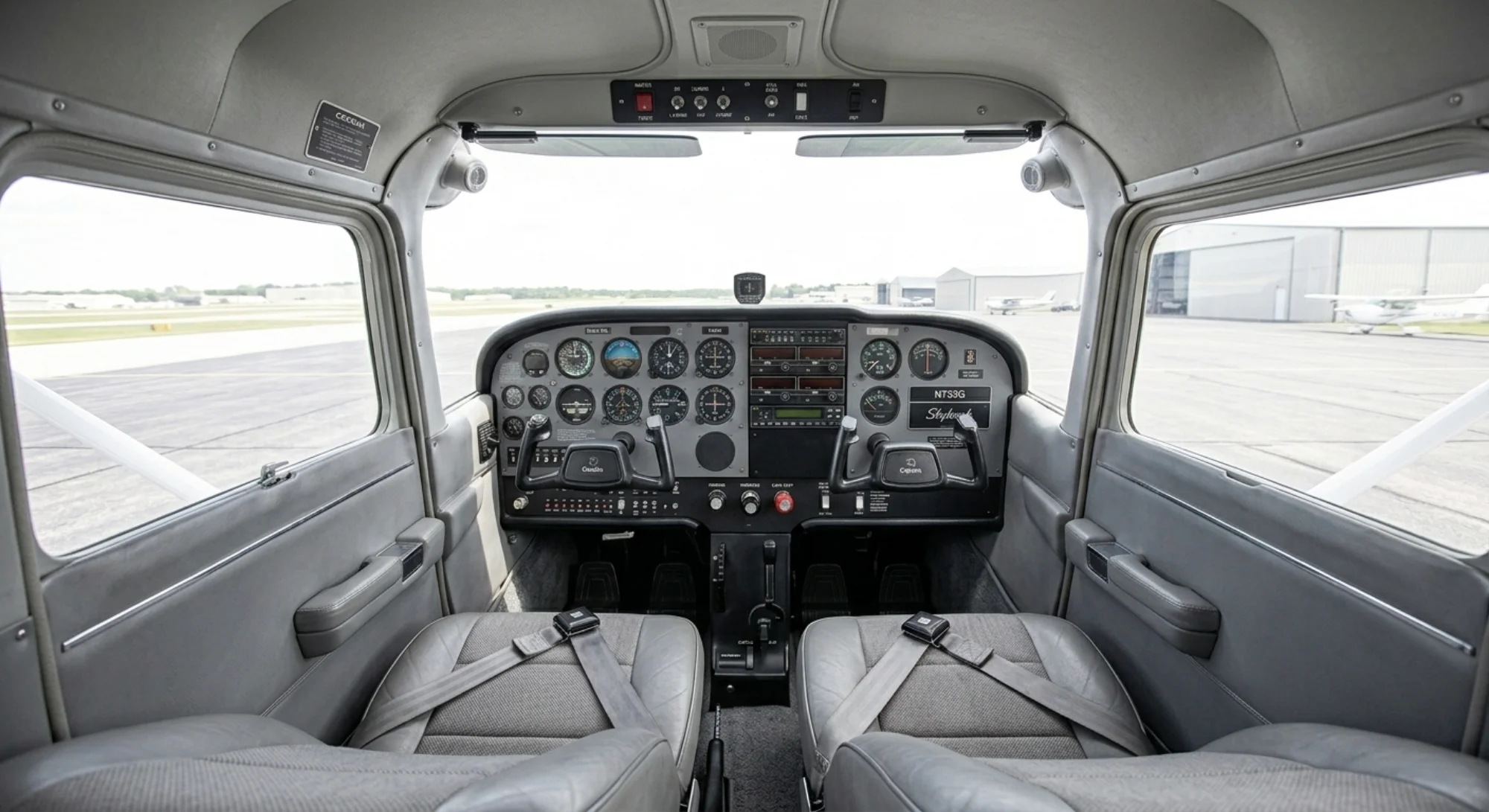 Cessna Cessna 172 Skyhawk - Cabin