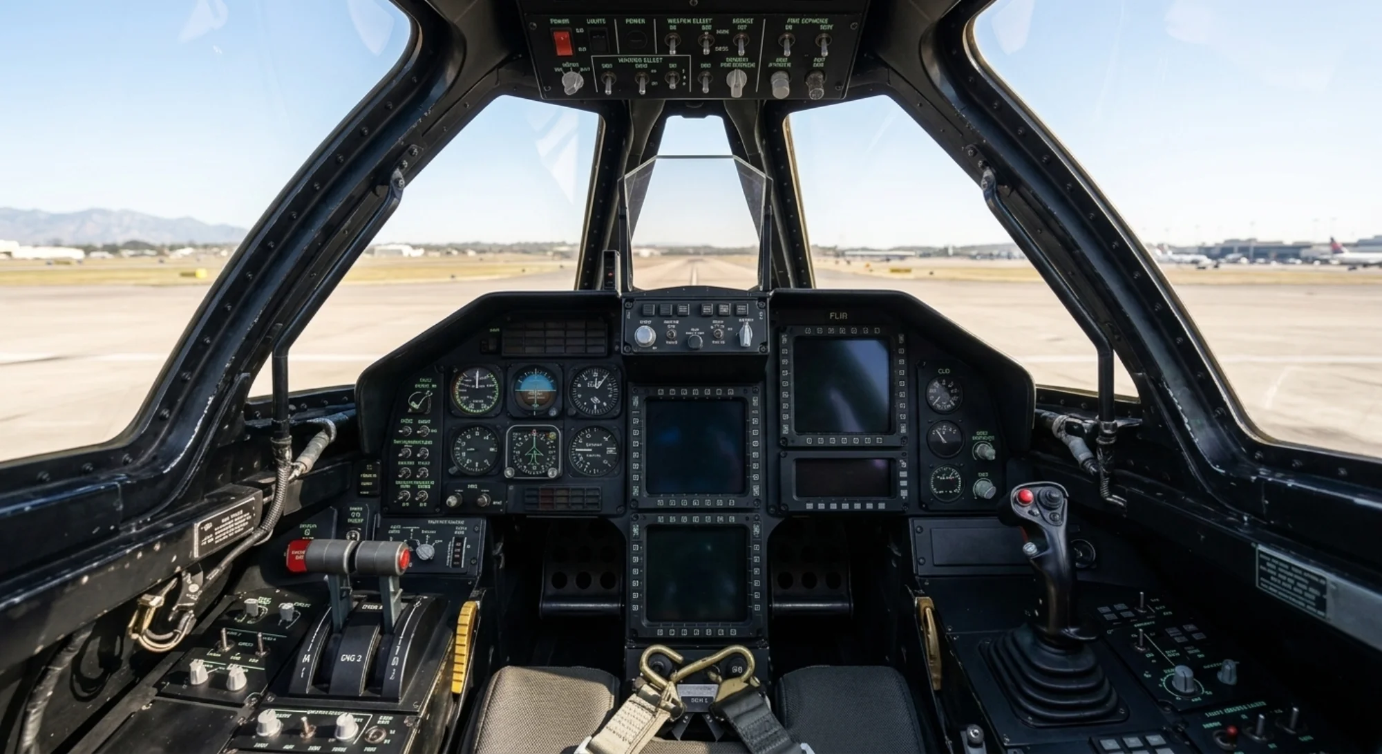 Lockheed Martin F-117 Nighthawk - Cabin