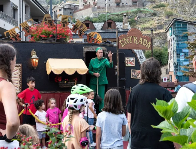 Sube a la petite caravane. Vicálvaro