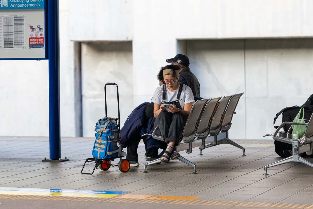 Takehiro Iikawa "Decorator Crab: The Heavy Bag"