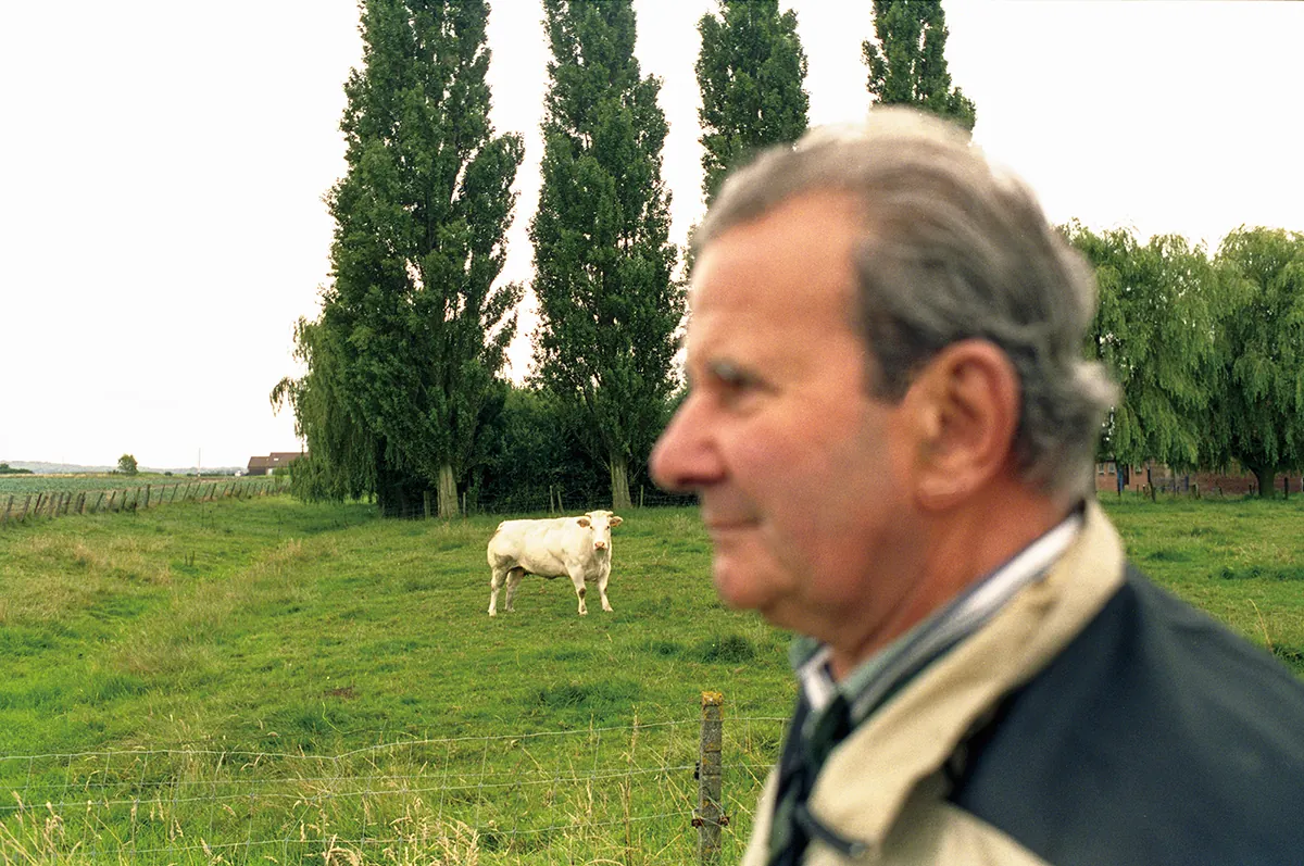 Aya Fujioka "A Walk Across Belgium"